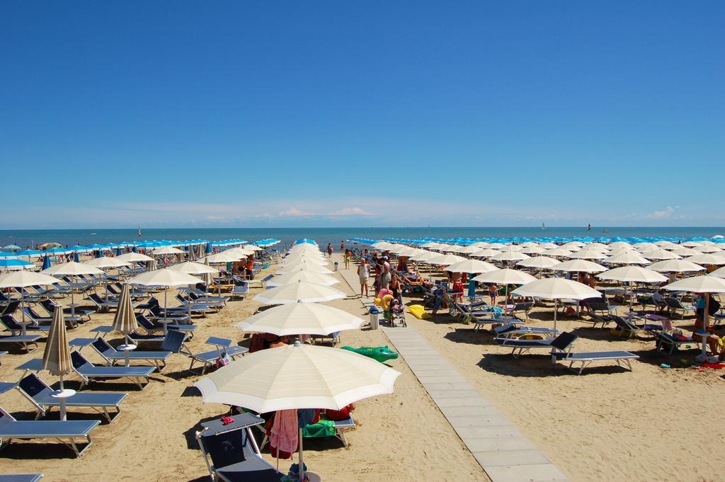 Hotel Matteo Cervia Exterior photo